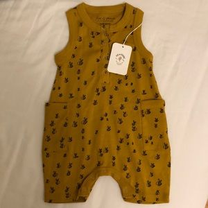 Fin & Vince romper nwt